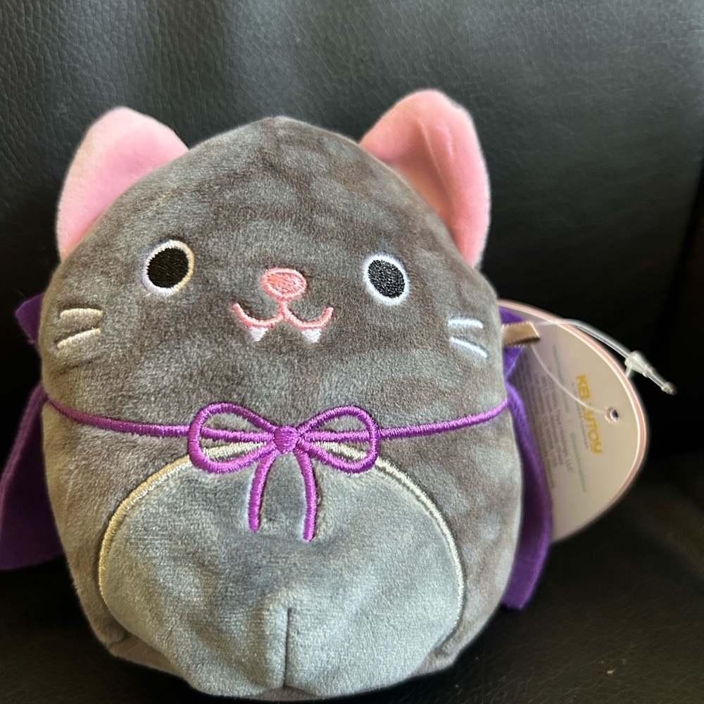 Squishmallows Xiomara